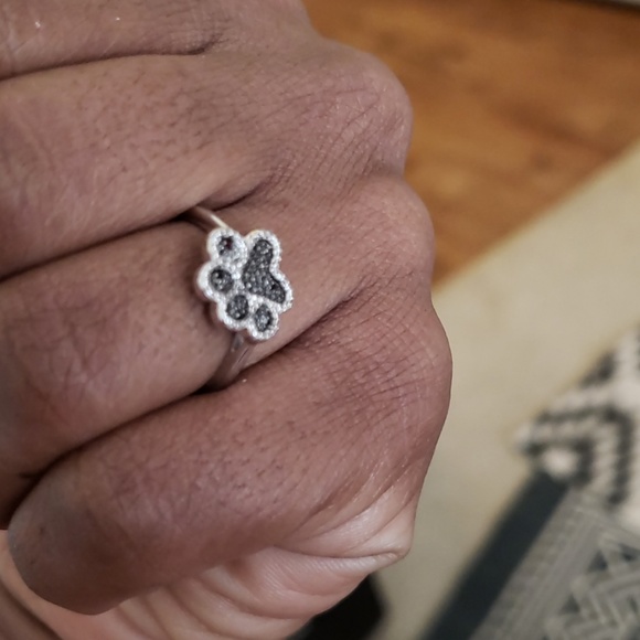 Ring - Picture 5 of 5